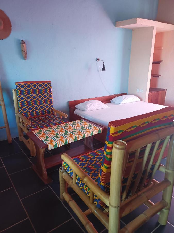 Busua Scorpion Hill Lodge מראה חיצוני תמונה