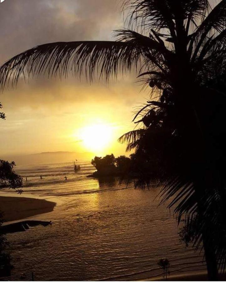 Busua Scorpion Hill Lodge מראה חיצוני תמונה