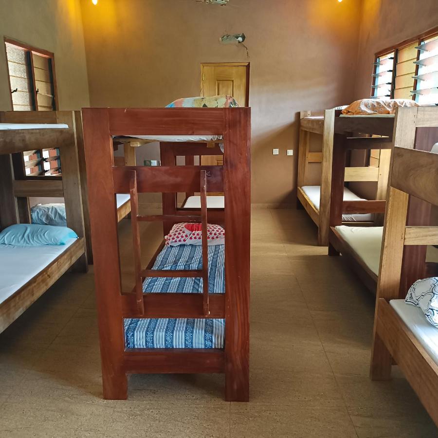 Busua Scorpion Hill Lodge מראה חיצוני תמונה