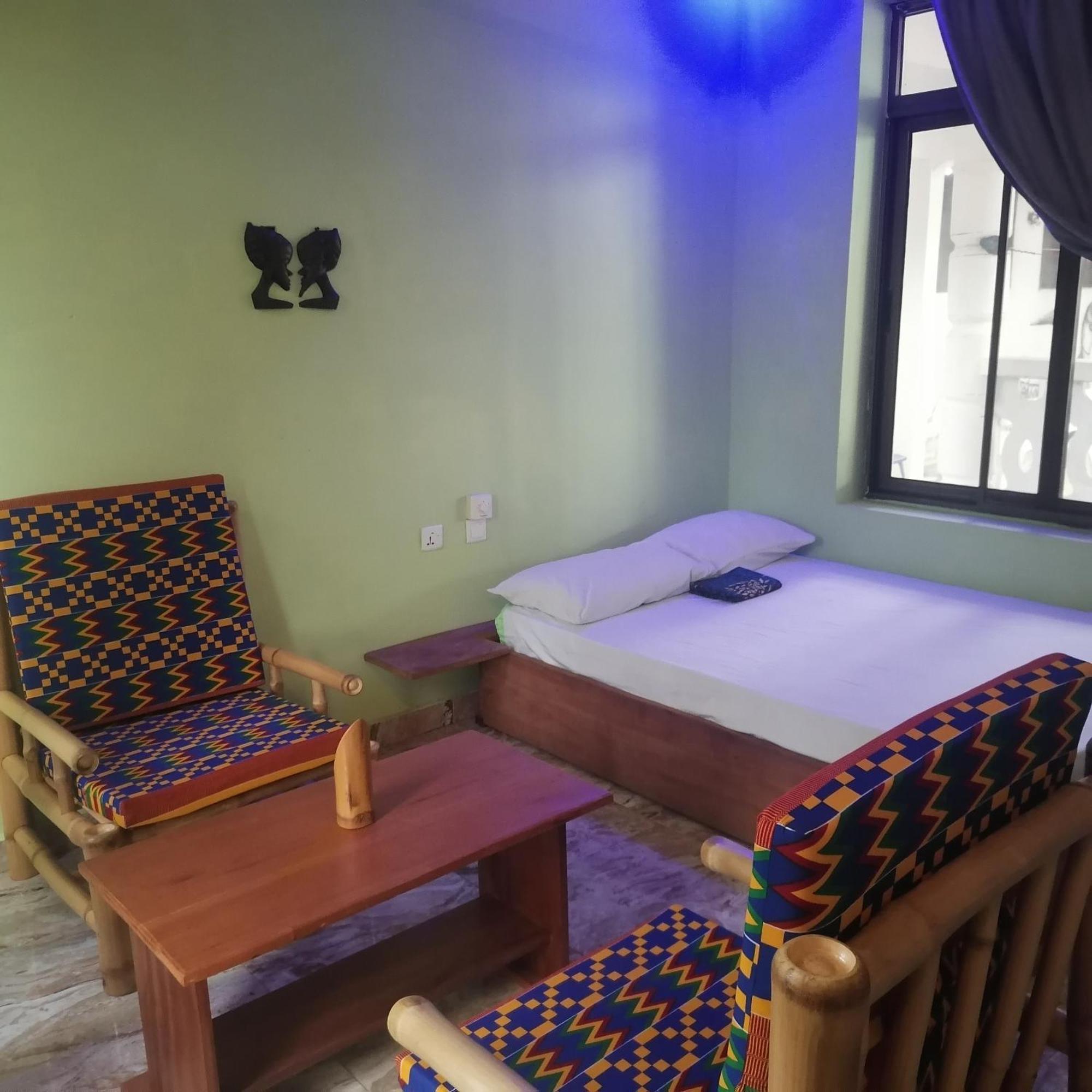 Busua Scorpion Hill Lodge חדר תמונה