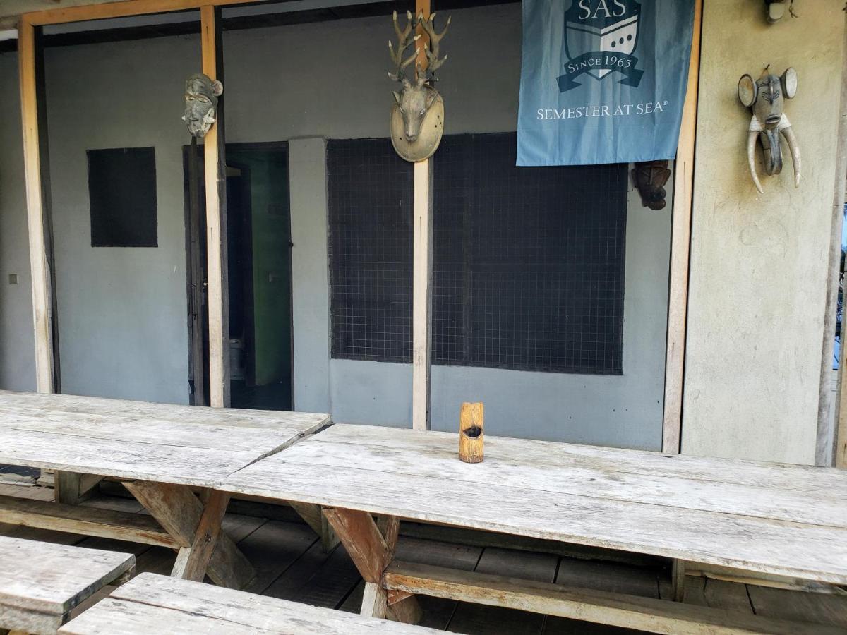 Busua Scorpion Hill Lodge מראה חיצוני תמונה
